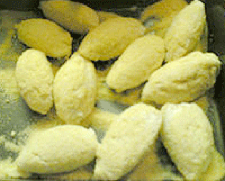 Collection of shaped quenelles