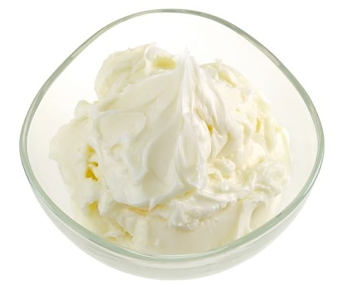 Vegetable shortening in a glass bowl