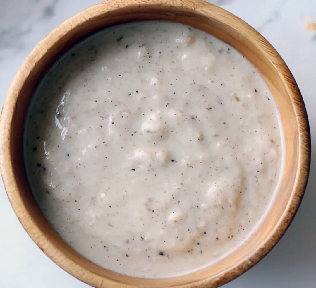 bread sauce in a small bowl