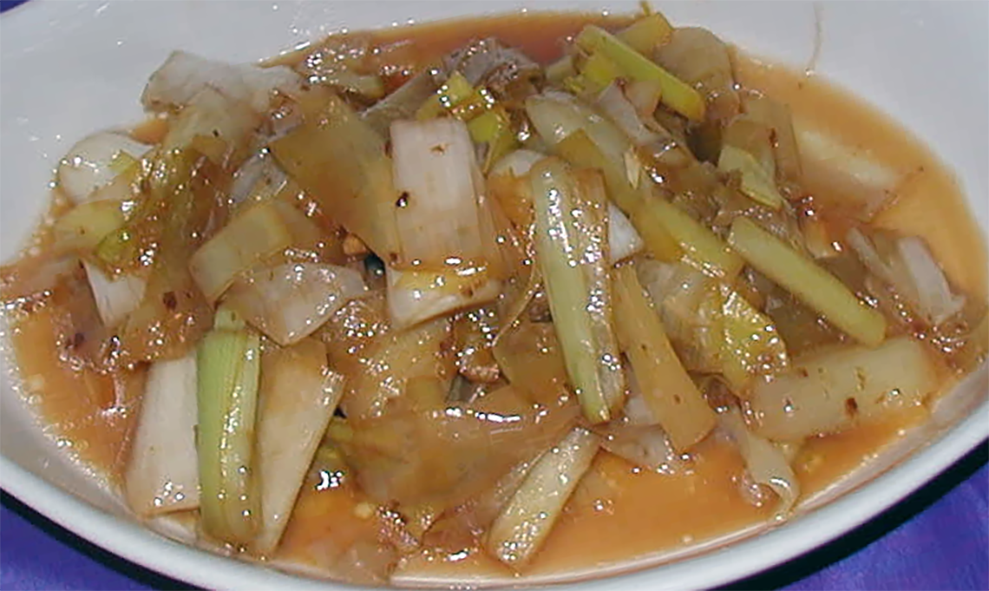 korrat, Egyptian stewed leeks in a dish