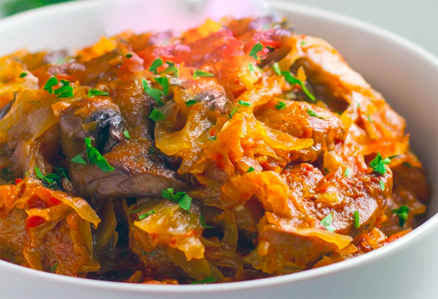 stew of venison, mushrooms and shredded bulrush stems in a white bowl