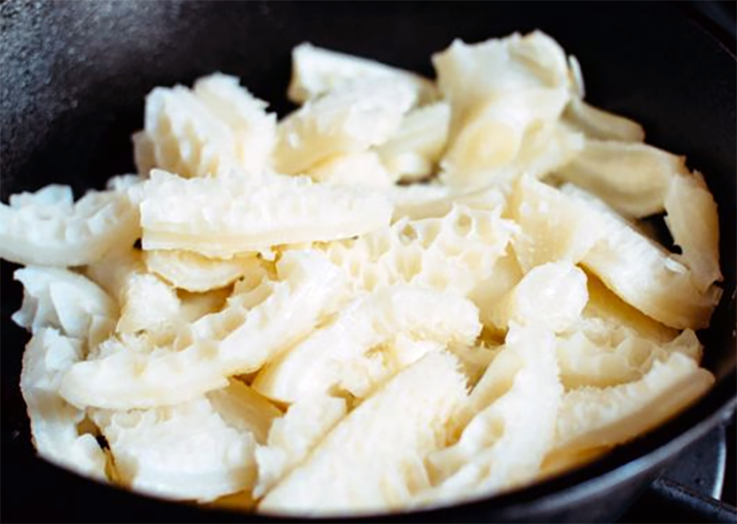 honeycomb tripe stewed in white wine