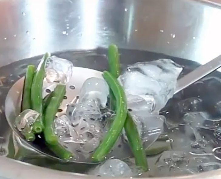 Beans refreshed in ice water