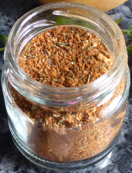kapana spice blend in a glass jar