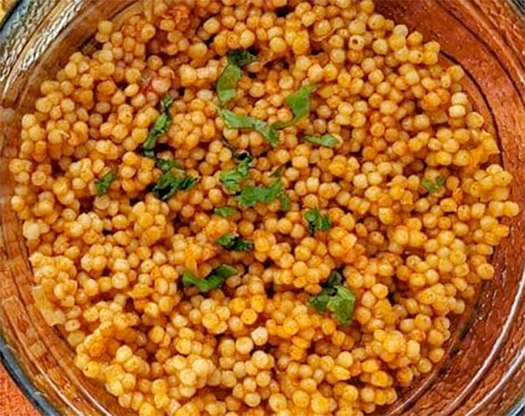 Sliced pickled beetroot in a jar